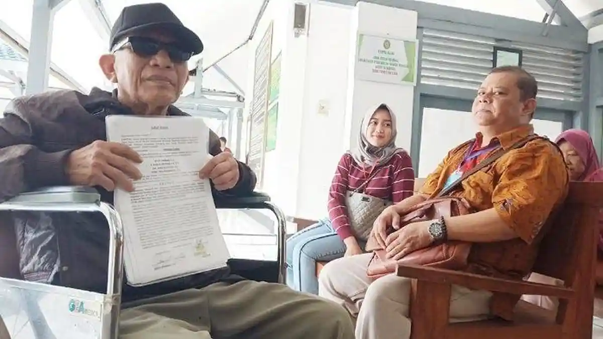 Pedagang Soto Buta Setelah Dioperasi, RS Mata Solo Digugat Rp 10 Miliar