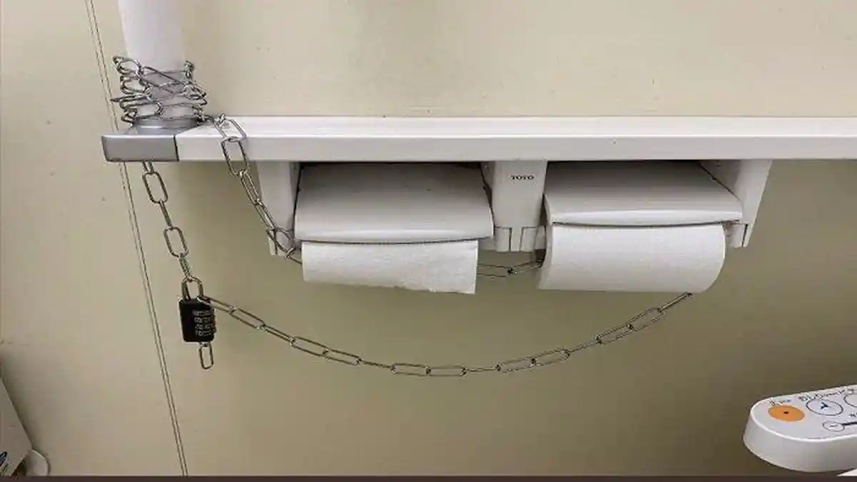 Dampak Panik Virus Corona, Jepang: Tisu Toilet Digembok dan Ribut Masker, Indonesia: 'Panic Buying'?