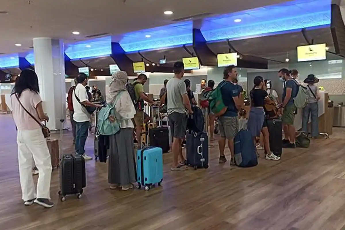 7.500 Penumpang Penuhi Bandara Lombok di Puncak Arus Balik Hari Ini