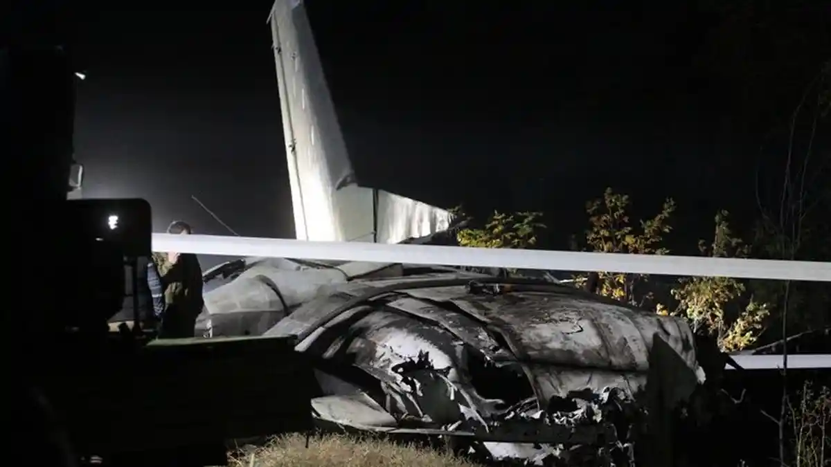 Pesawat Angkatan Udara Ukraina Jatuh, 22 Tewas Termasuk Taruna Militer