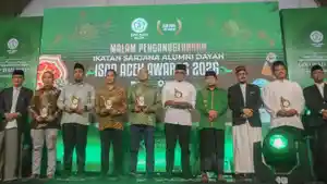18-Tokoh-dan-Mitra-Strategis-Lainnya-Terima-Anugerah-ISAD-Aceh-Ini-Daftranya.jpg