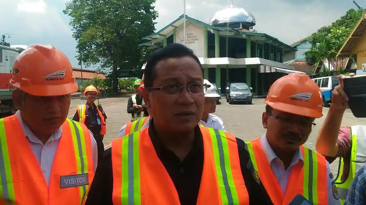 PT KAI Ujicobakan Pemasangan Mesin Pendingin di Kabin Lokomotif