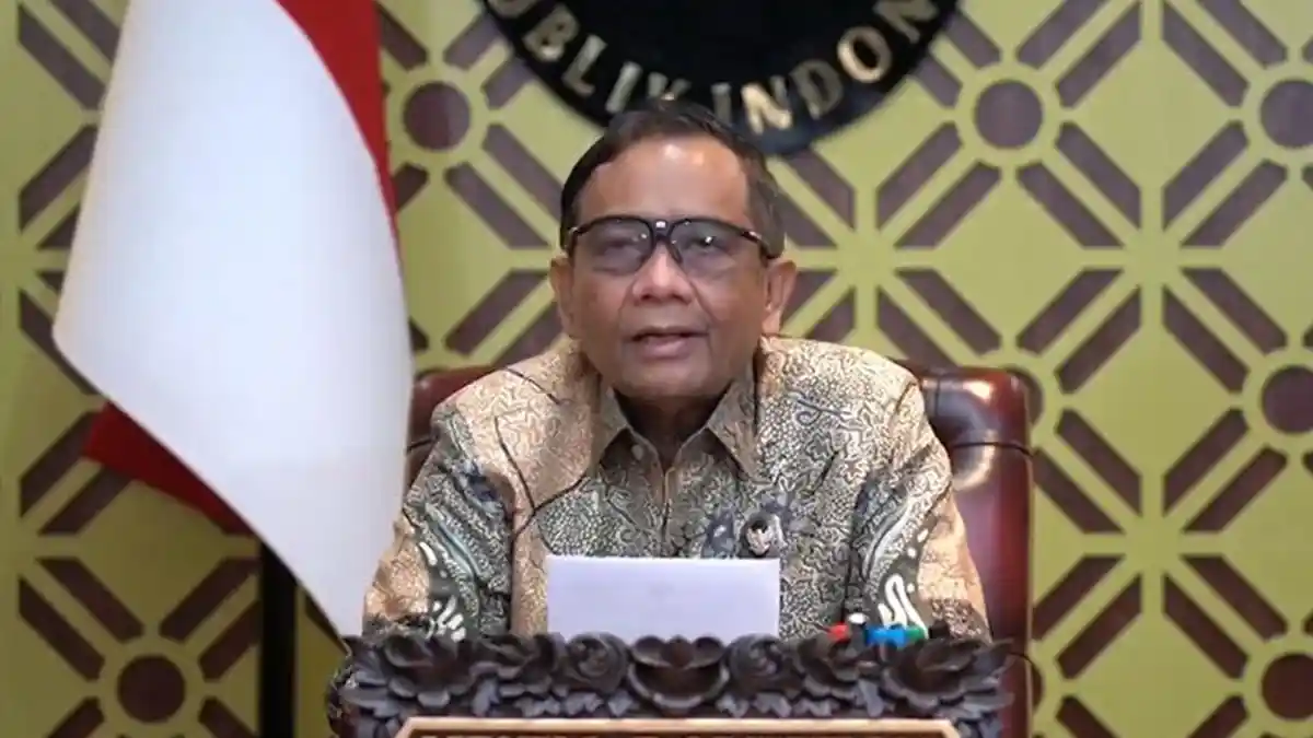 Bharada E Tersangka, Mahfud MD Sebut Kematian Brigadir J 'Bukan Kasus Kriminal Biasa': Harus Sabar
