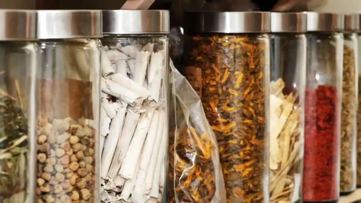 Dengan Riset, Obat Herbal Tak Kalah dengan Obat Kimia