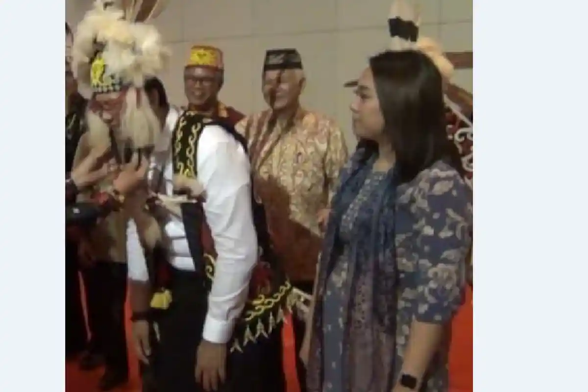 Istri Ahok Melahirkan Tahun Ini? Begini Beda Bentuk Perut Puput Nastiti Devi Dulu dan Sekarang