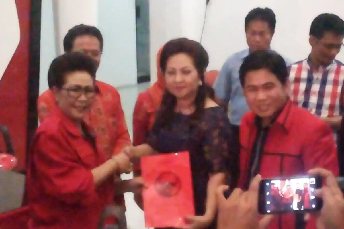 John Krisli Mendaftar ke PDIP Kalteng