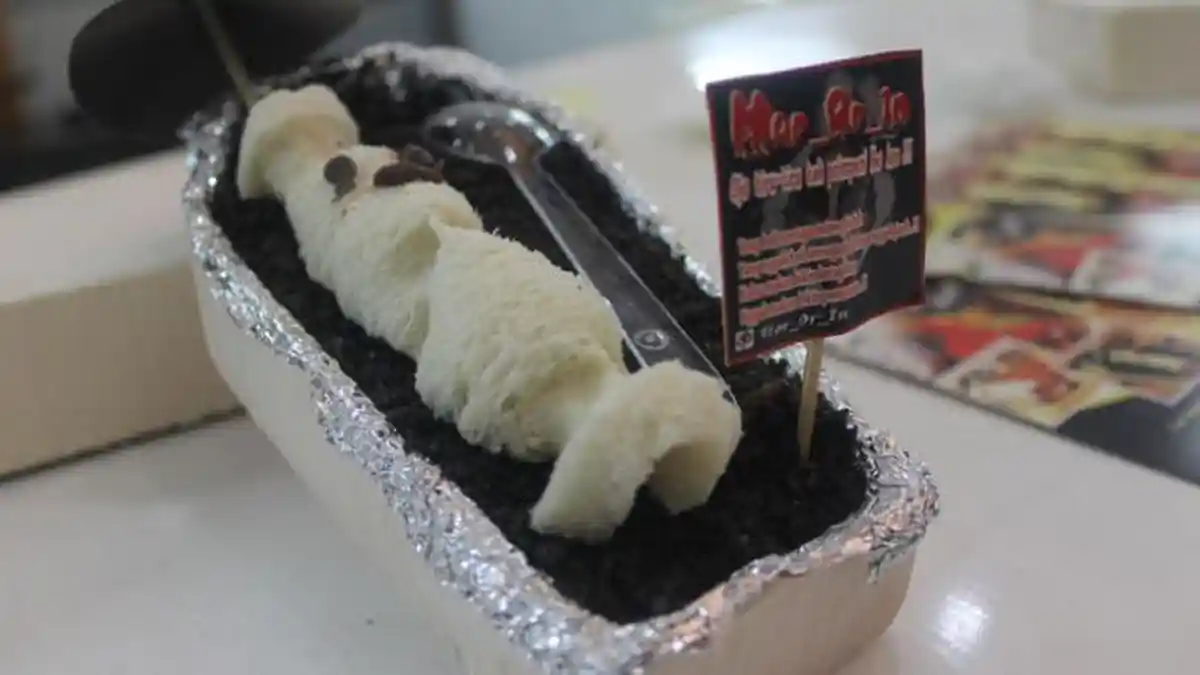 Eh, Ada Es Krim Pocong di Festival Jajanan Kekinian