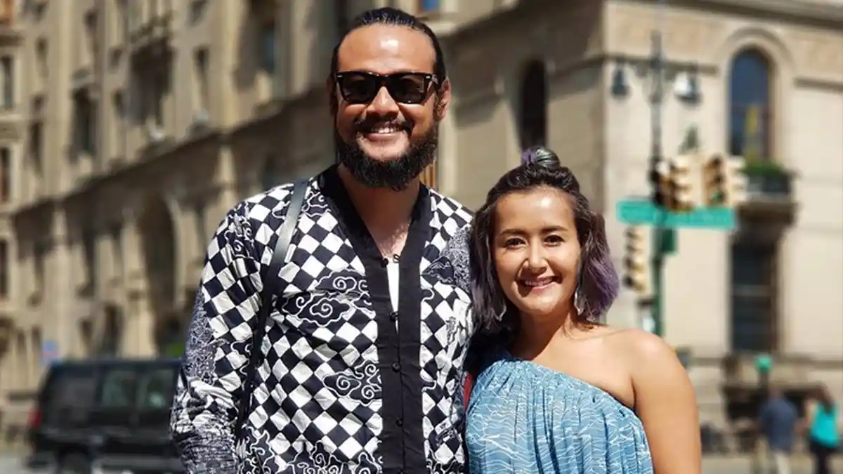 Tak Mau Dimarahin Terus, Dwi Sasono Minta Diginiin Aja Oleh Widi Mulia, Netizen: Sweet Couple!