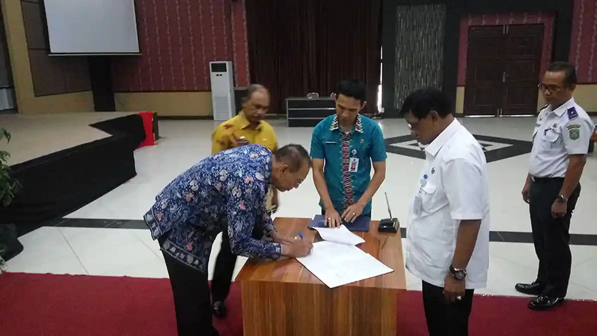 Awang Ishak Minta Kepala SKPD Laksanakan Tugas dengan Amanah