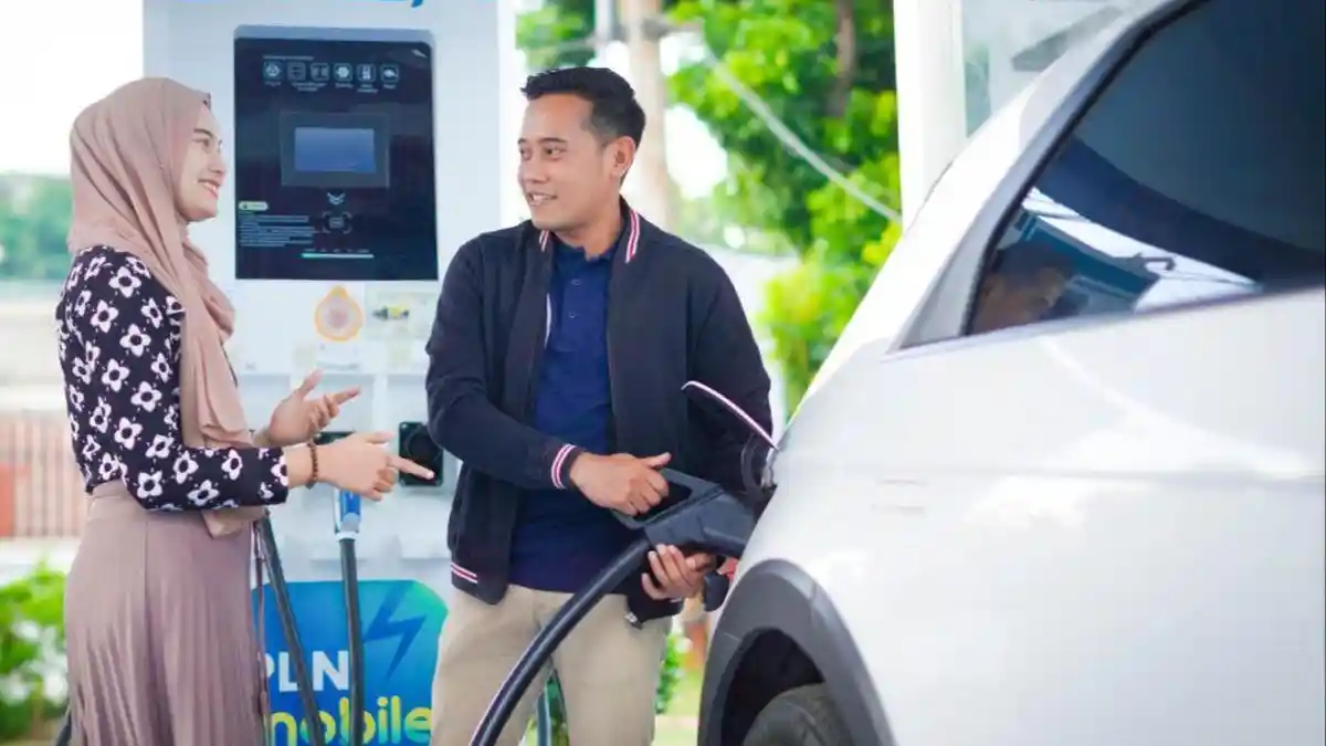 PLN Terus Genjot, Penambahan Charging Station Kendaraan Listrik di Berbagai Daerah