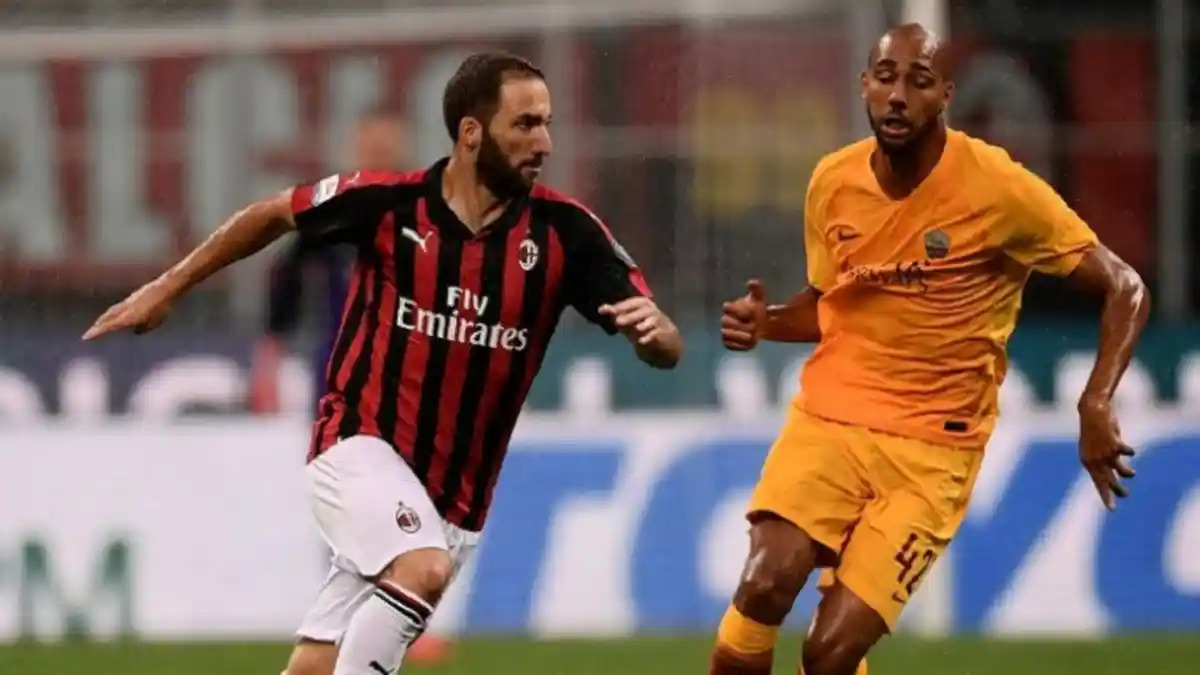 AC Milan Vs AS Roma - Drama VAR Anulir 2 Gol. Kemenangan Perdana AC Milan