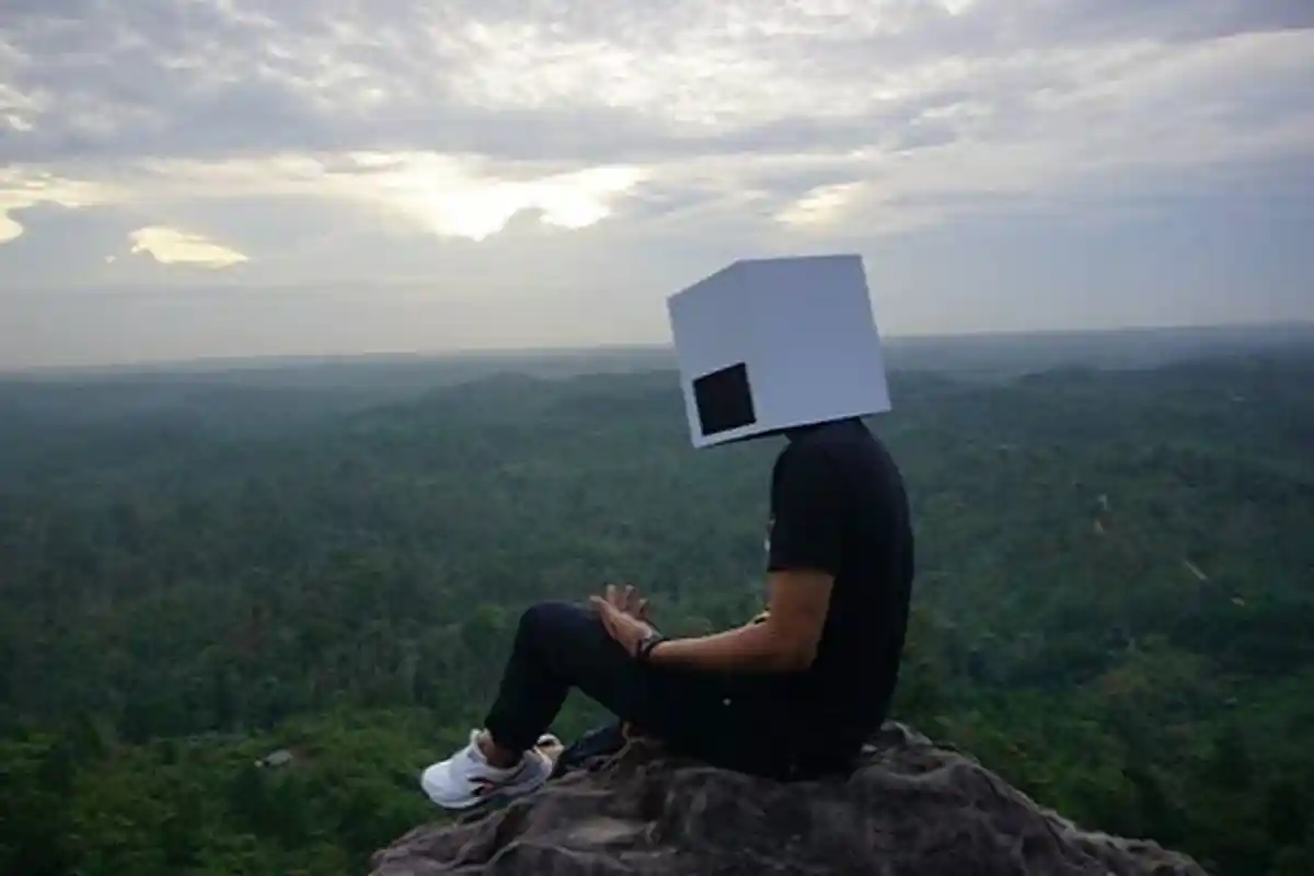 Kenalkan Mr.HeadBox! Pemuda Asal Balikpapan yang Katanya Lebih Hebat dari Marshmello
