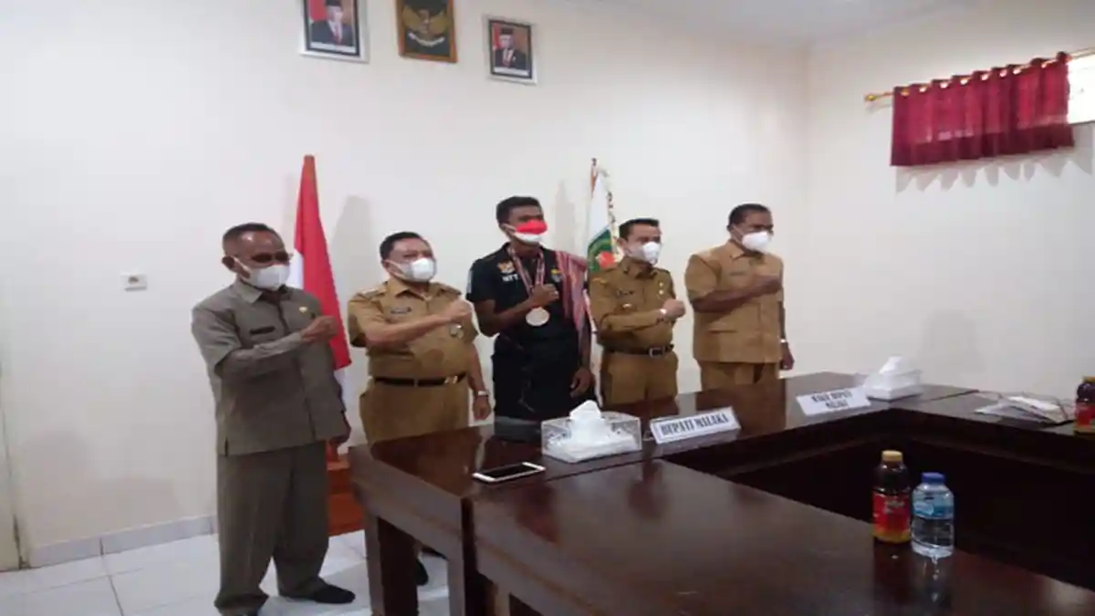 Tangan Dingin Sang Ayah Hantar Raju Sena Seran Ukir Prestasi Cabor Selancar