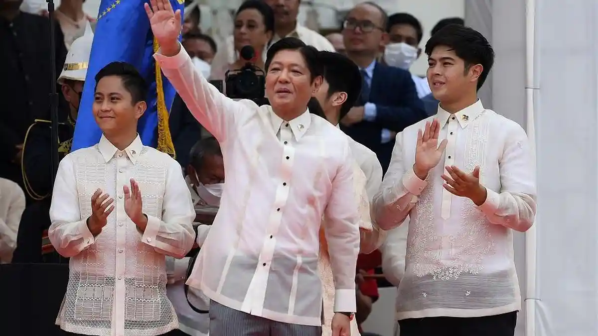 Ferdinand Marcos Jr Dilantik Jadi Presiden Filipina