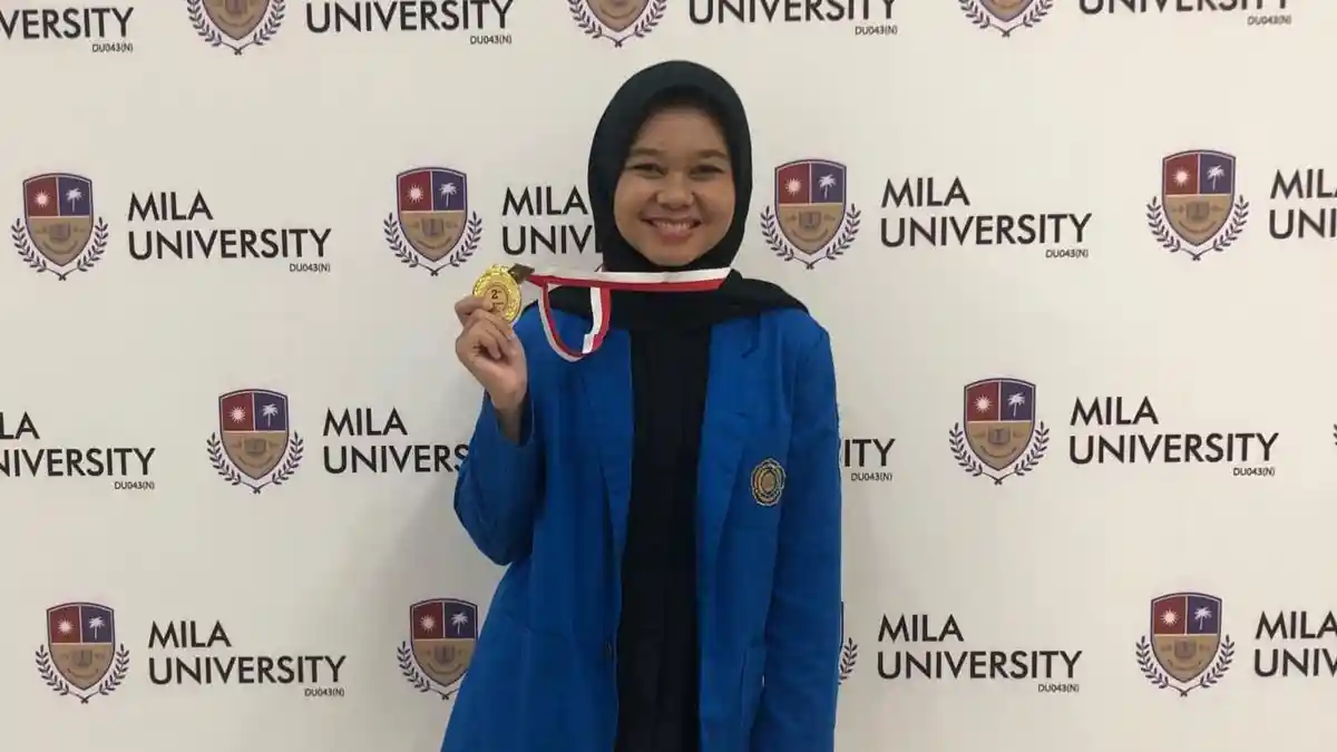 Mahasiswa FEB UMP Raih Prestasi Internasional di Malaysia, Buktikan Daya Saing Global