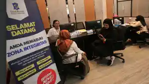 layanan-dispenduk-Surabaya-penandaan-suami.jpg