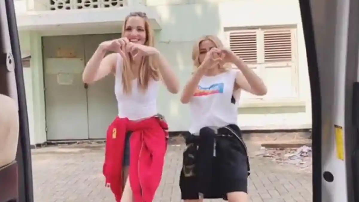 Tersingkap! Tato Nia Ramadhani Kelihatan Saat Pakai Tank Top di Video Ini