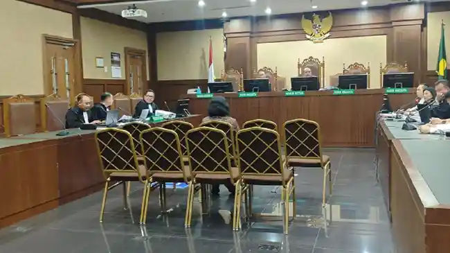 Sidang Suap Impor, Saksi Sebut Bos Blueray John Field Rutin Setor Uang Bulanan ke Pejabat Bea Cukai