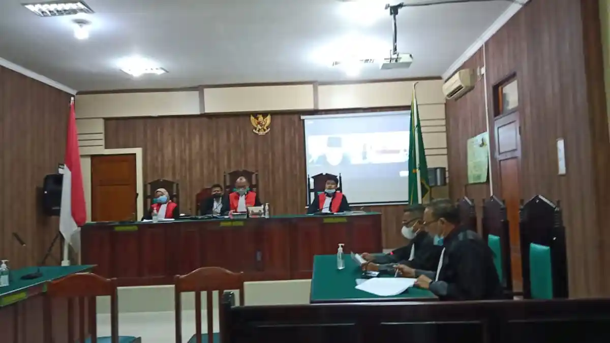 Pengacara Budi Azwar Ajukan Eksepsi, Terkait Kasus Pencurian TBS Sawit