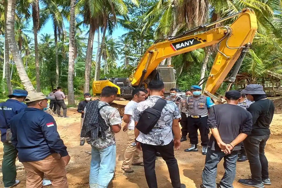 Tambang Emas Ilegal di Desa Prabu Lombok Tengah,Polres Loteng dan BKSDA Loteng Lakukan Penertiban