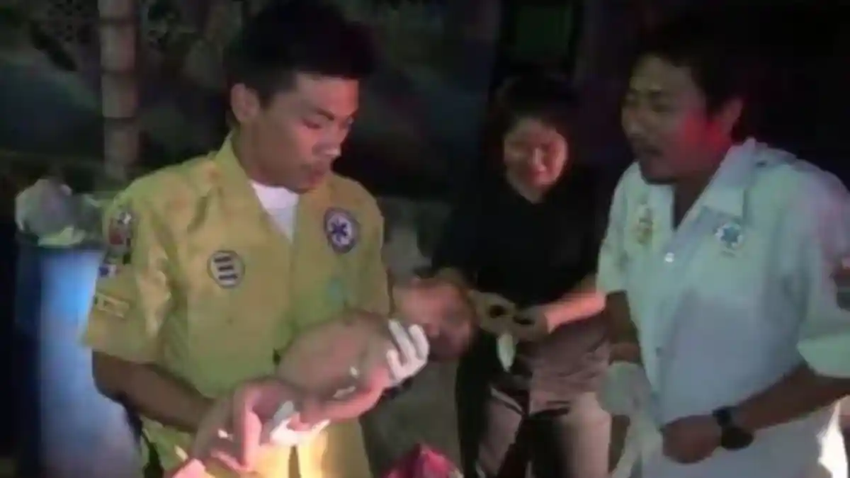 Bayi Nyaris Tewas Dikerumuni Semut Diselamatkan Tukang Sampah