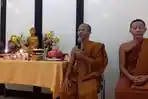 ym-bhikkhu-adhikusalo-mahathera-kiri-membawakan-hikmah-asalha-puja-2563-tb-2019-m.jpg