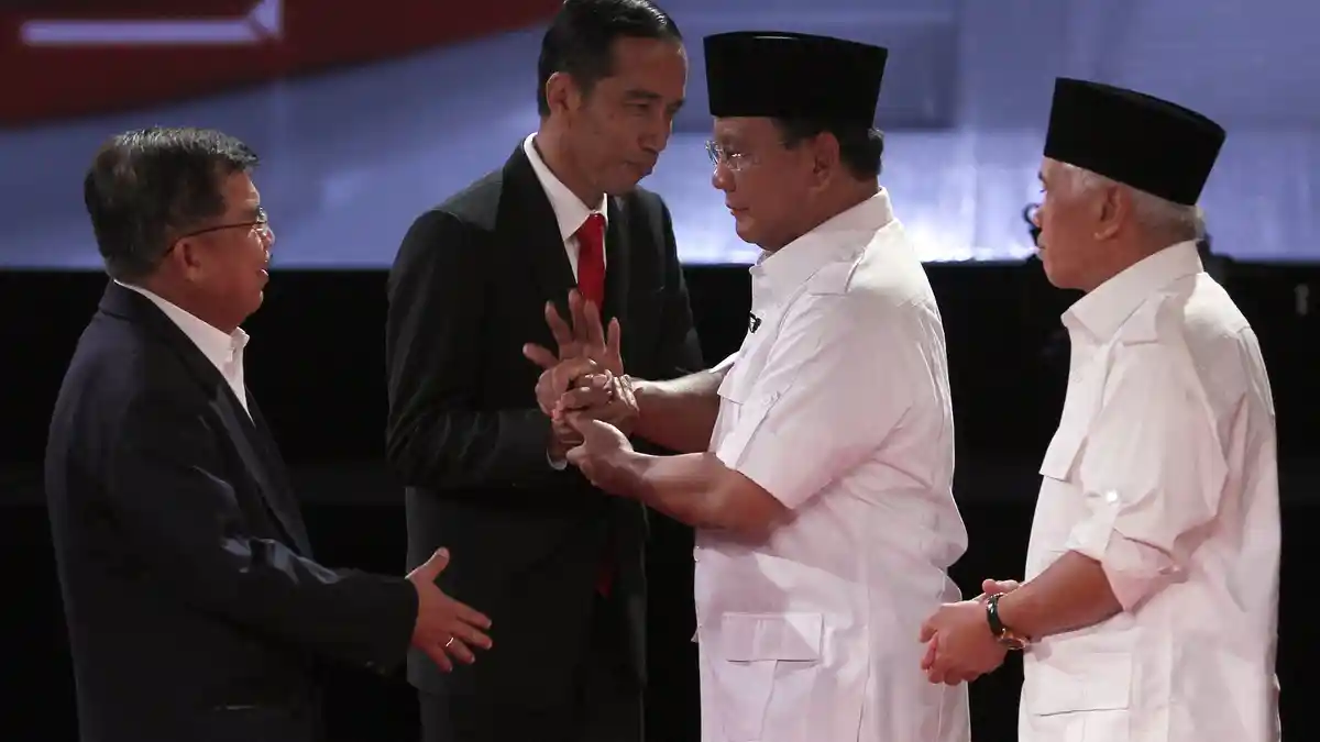 Lembaga Survei Pendukung Jokowi Tahan Publikasi