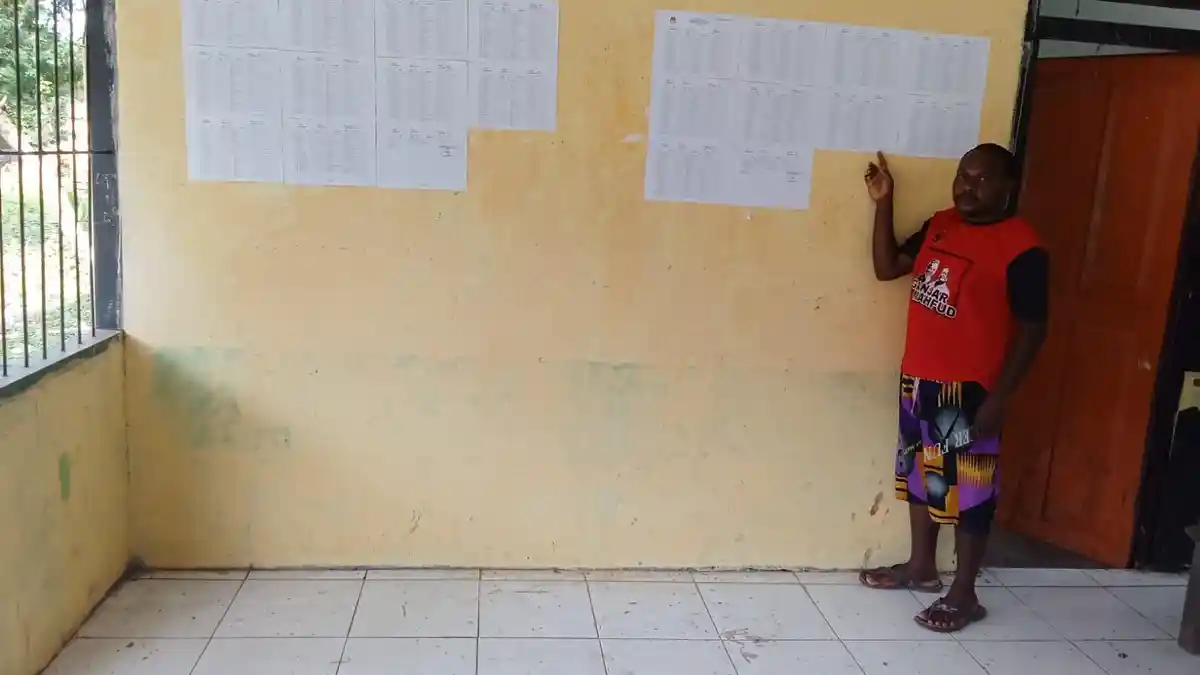 KPU Mansel Papua Barat Umumkan DPS, Ini Himbauan Rustam Rumander