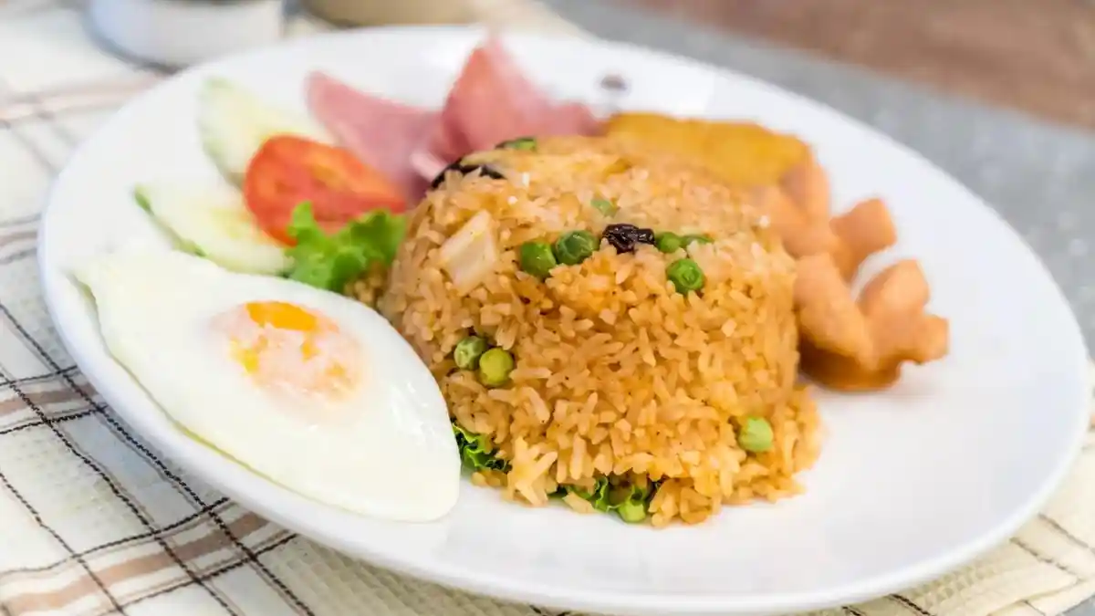 Sehat dan Bikin Kenyang, Ini Resep Nasi Goreng Oatmeal, Menu Diet untuk Turunkan Berat Badan