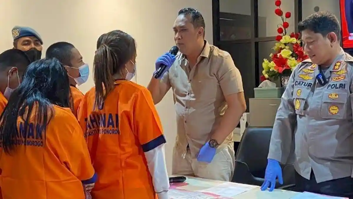 Alasan Biar Kuat di Ranjang, Tiga Pasangan Suami Istri Nyabu Bareng