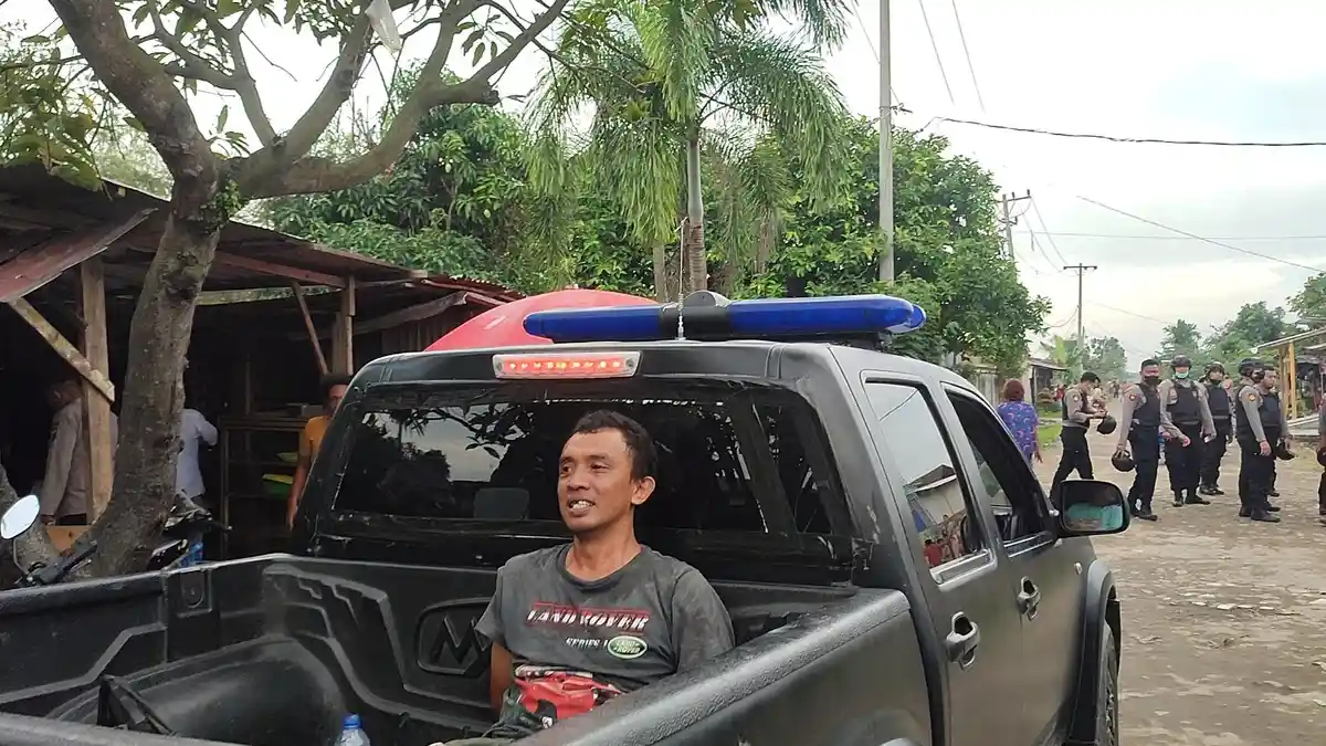 HENDAK Nyabu, Sopir Angkot Ini Tak Berkutik Saat Ditangkap Polisi