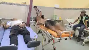 Tiga-korban-robohnya-flyover-Bantaian.jpg