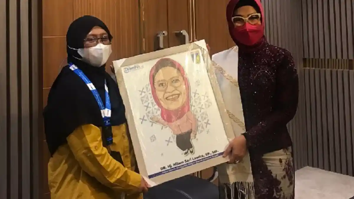 Hari Ibu, Ketua DPRD Sulteng Pilih Kumpul Keluarga di Jakarta