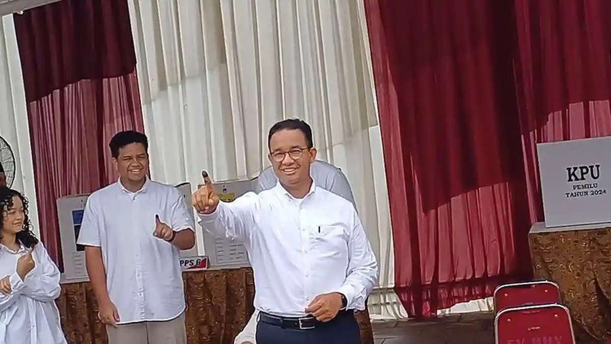 Anies Baswedan Coblos di TPS 60 Lebak Bulus, Cak Imin di TPS 023 Kemang