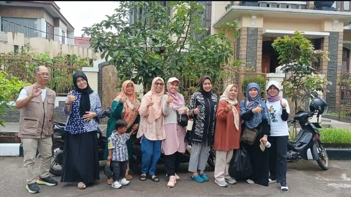 Kisah Mitra Dago: Menolak Pasrah Pada Sampah