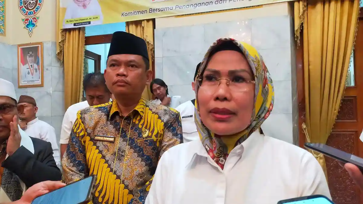 Bupati Serang Akan Laporkan Pria yang Menyegel SMPN 1 Mancak ke Polres Cilegon