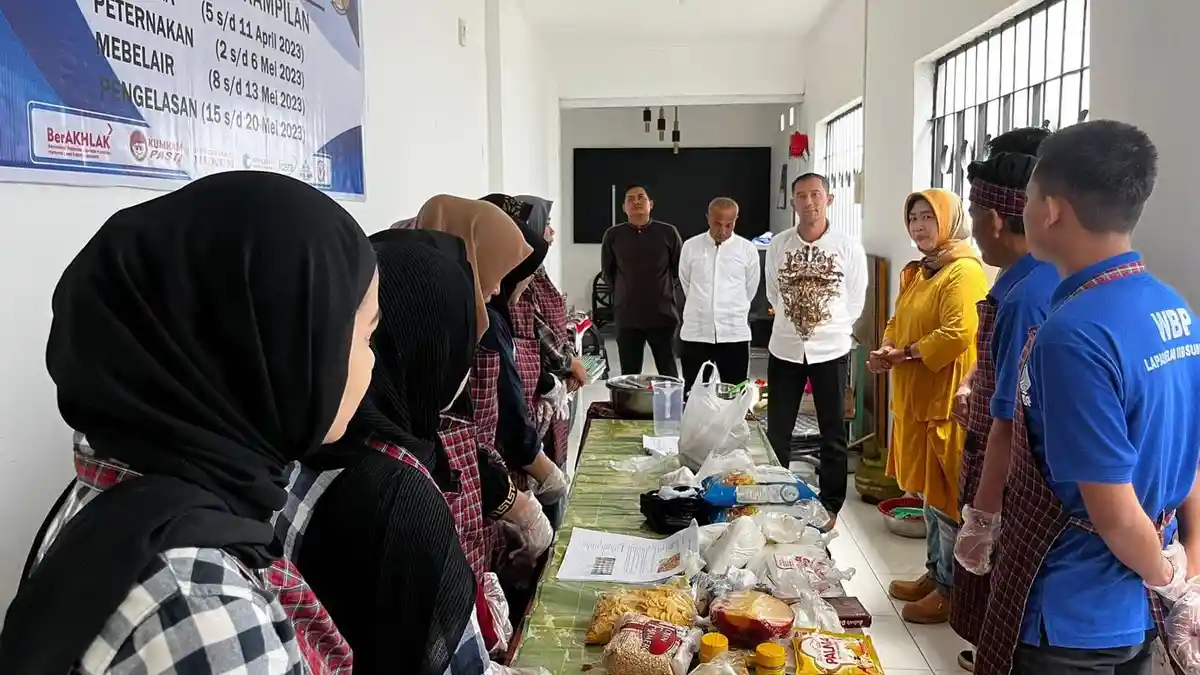 Warga Binaan Lapas Sumedang Dilatih Berbagai Keterampilan, Termasuk Buat Beragam Kue