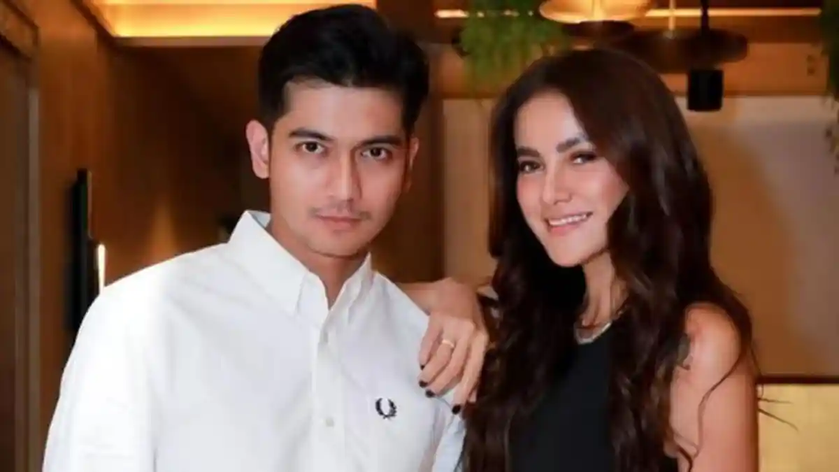 Olla Ramlan Ngaku Pacaran Sama Brondong, Benarkah dengan Teuku Ryan Mantan Suami Ria Ricis?