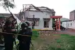 Anggota-polisi-yang-rumahnya-meledak-tewaskan-dua-orang-diperiksa-Propam.jpg