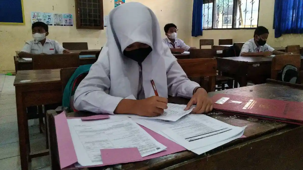 Piagam Prestasi Palsu Diduga Beredar Saat PPDB SMP di Semarang, Disdik: Akan Dianulir