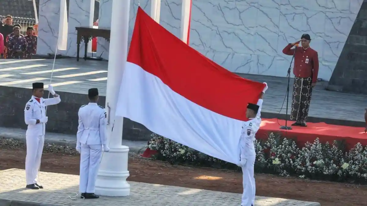 Peringati Harlah Pancasila di Lereng Gunung Merapi-Merbabu, Ganjar Serukan Persatuan