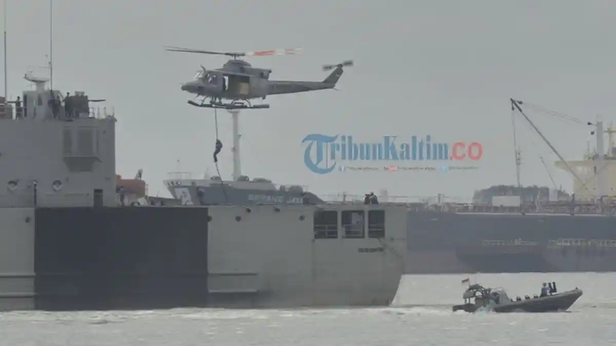 Bos Teroris Dibawa Pakai Helikopter