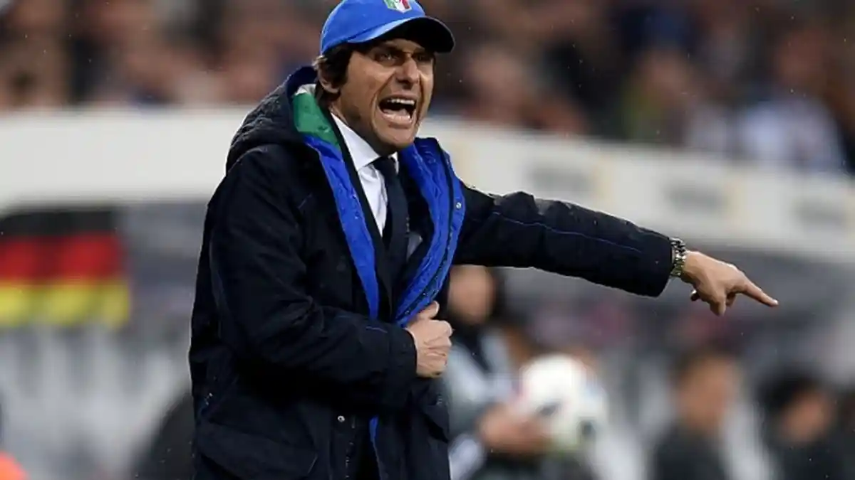 Antonio Conte Bakal Butuh Pengalamannya John Terry di Chelsea