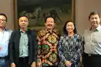 Mantan-Wakil-Bupati-Blitar-Rahmat-Santoso-dua-dari-kiri.jpg