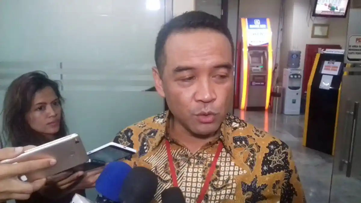 Bantah Dakwaan, Teguh Juwarno Merasa Dirugikan Kasus e-KTP