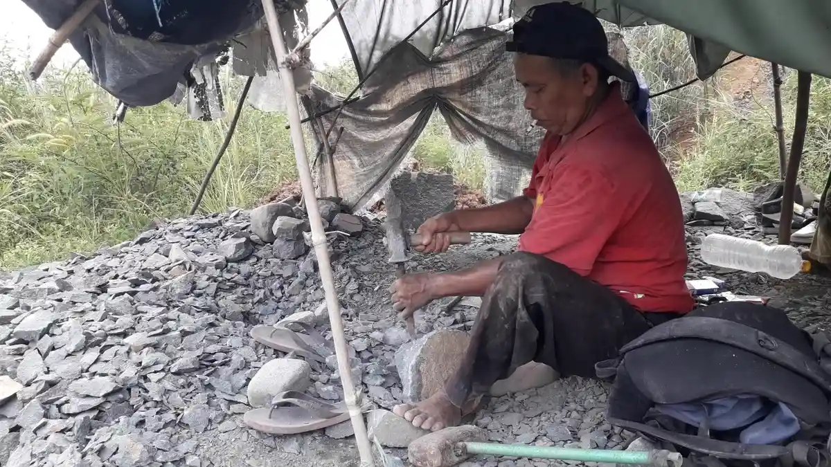 Jumlah Pengrajin Cobek Kampung Garungsang Bogor Kian Menurun, Ini Kata Mereka