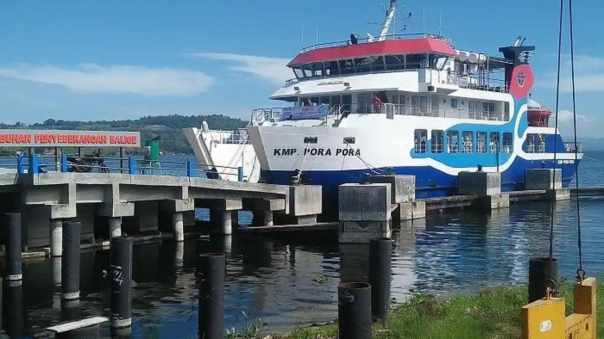 KMP Pora Pora Rute Balige-Onan Runggu Angkut Roda 2 Hanya Sore Hari