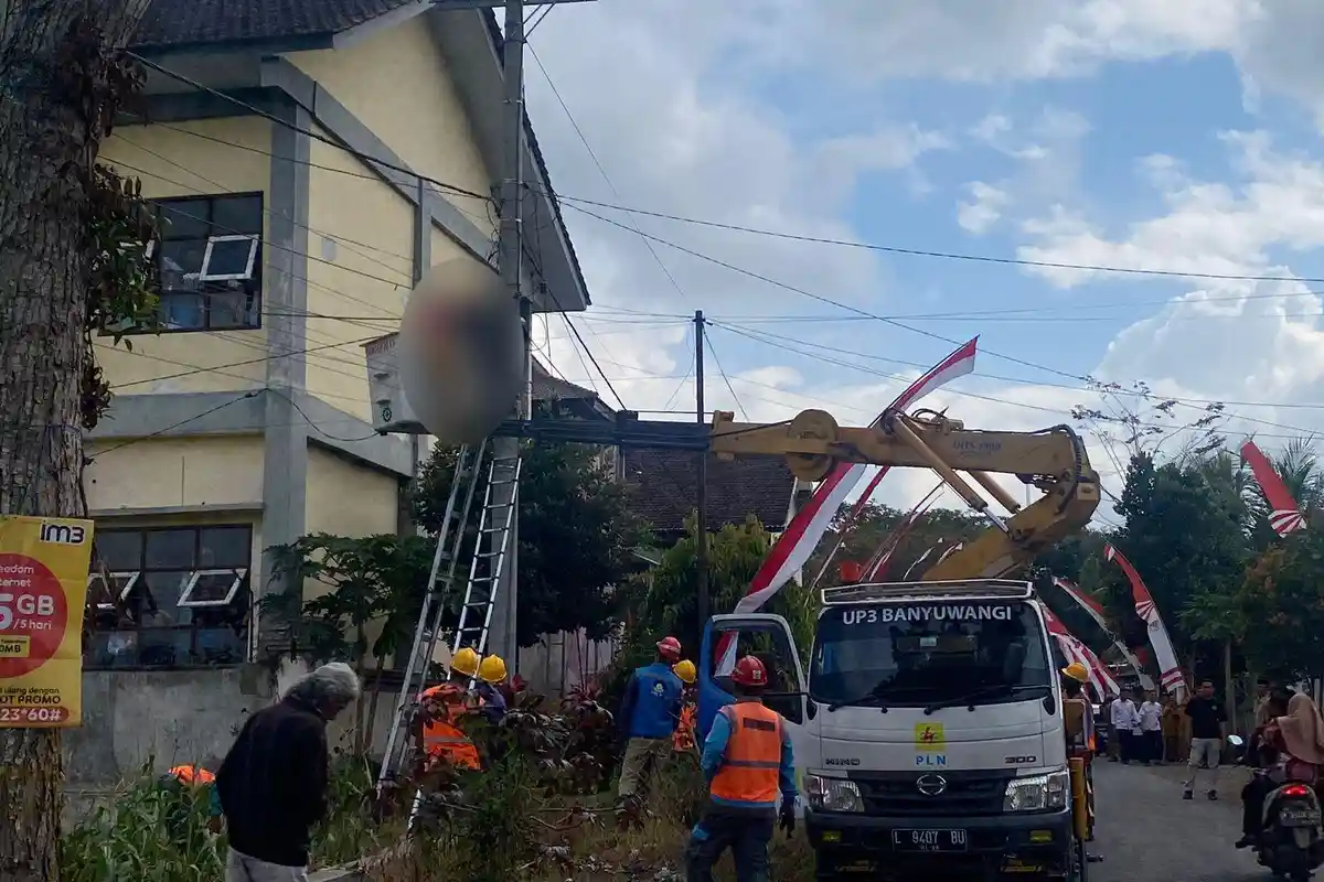 Tukang Listrik Tewas Tersengat Setrum di Tiang Beton PLN di Banyuwangi
