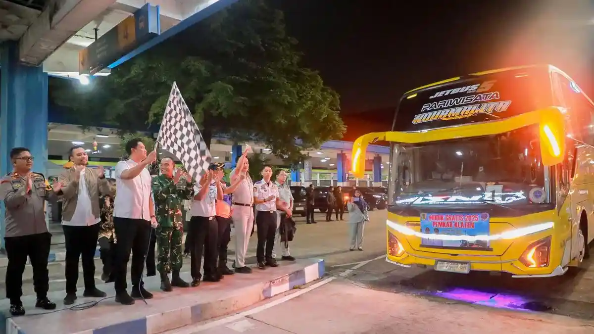 Bupati-Wabup Klaten Lepas Bus Mudik Gratis, Jemput Pemudik di Tanah Rantau