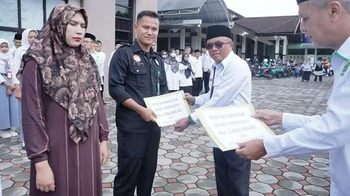 Sambut Hari Amal Bhakti, Kemenag Wonosobo Salurkan Zakat Rp 427,4 Juta untuk Kemaslahatan Umat 